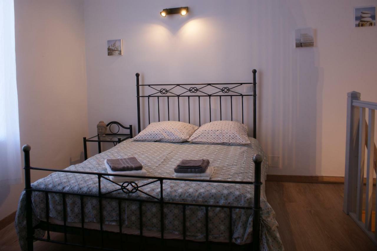 Appartement Duplex des Récollets à Villeneuve-lès-Avignon Extérieur photo